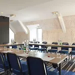 Hotel Marriott Opera Ambassador 4*