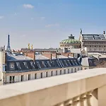 Marriott Opera Ambassador 4*
