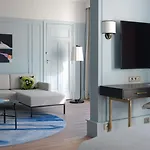 Marriott Opera Ambassador Hotel 4*
