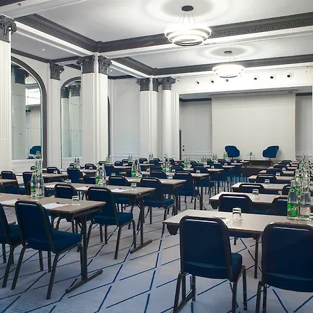 Marriott Opera Ambassador