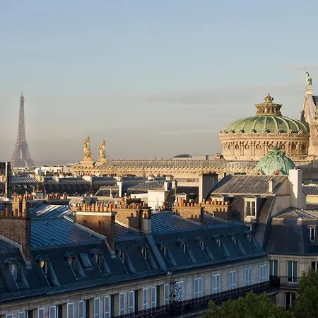 Marriott Opera Ambassador 4*
