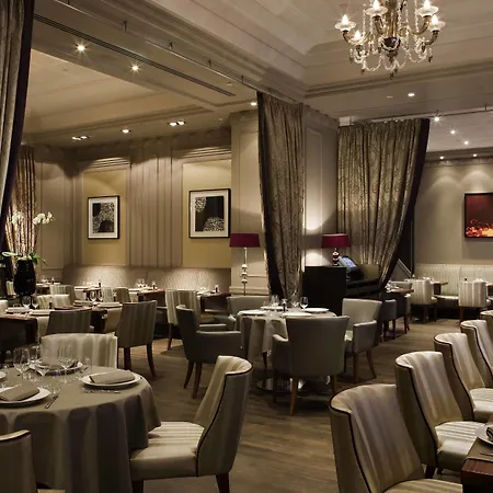 Marriott Opera Ambassador