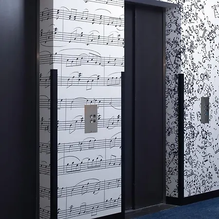 Marriott Opera Ambassador