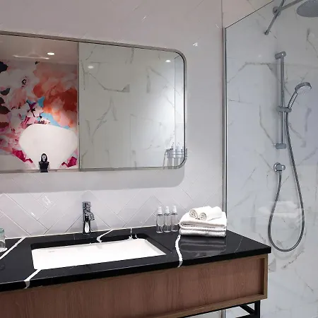 Hotell Marriott Opera Ambassador 4*