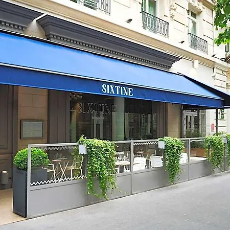 Hotel Marriott Opera Ambassador 4*