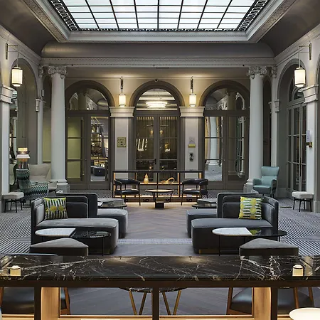Marriott Opera Ambassador