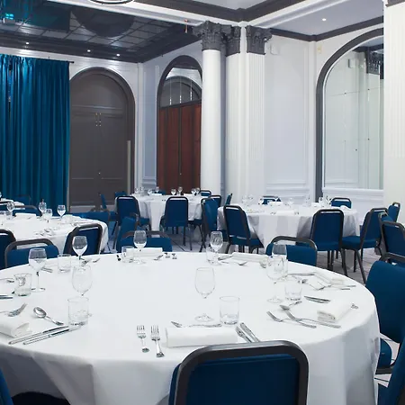 Hotell Marriott Opera Ambassador