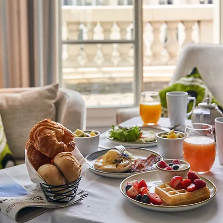 Marriott Opera Ambassador Hotel Paris