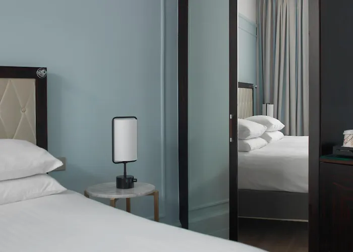 Hotel Marriott Opera Ambassador