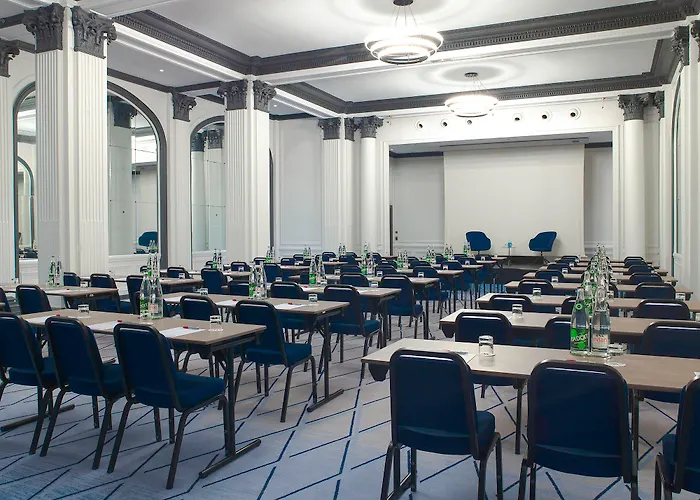 Marriott Opera Ambassador