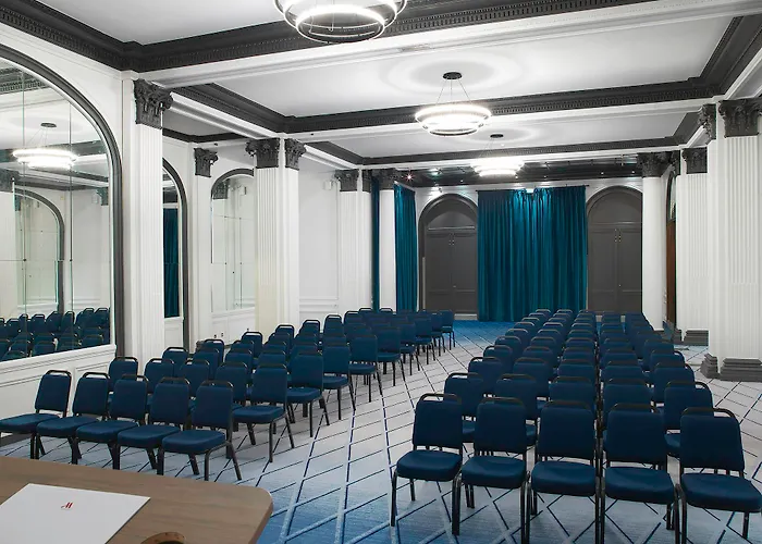 Marriott Opera Ambassador 4* Paris