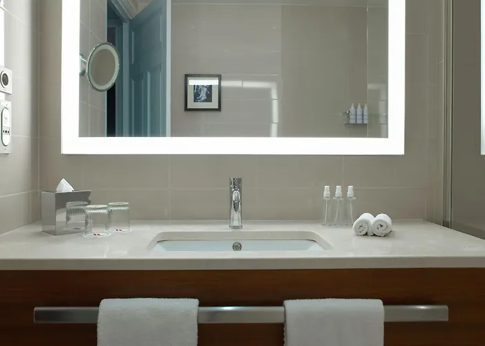 Hotel Marriott Opera Ambassador