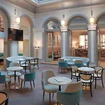 Hotel Marriott Opera Ambassador 4*