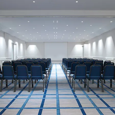 Hotel Marriott Opera Ambassador 4*