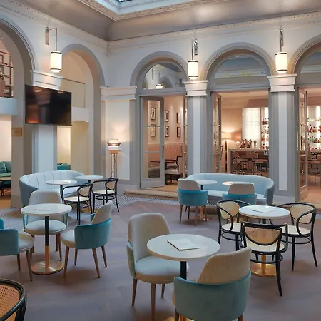 Hotel Marriott Opera Ambassador 4*